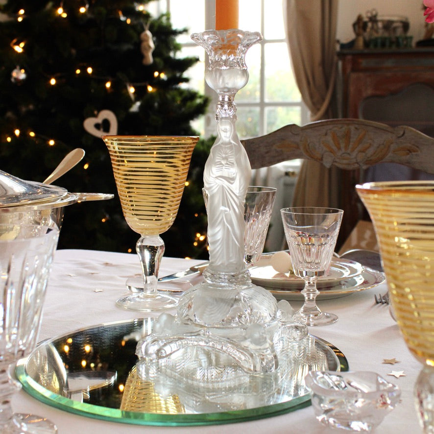Paire de bougeoirs Vierge Marie en cristal de Portieux