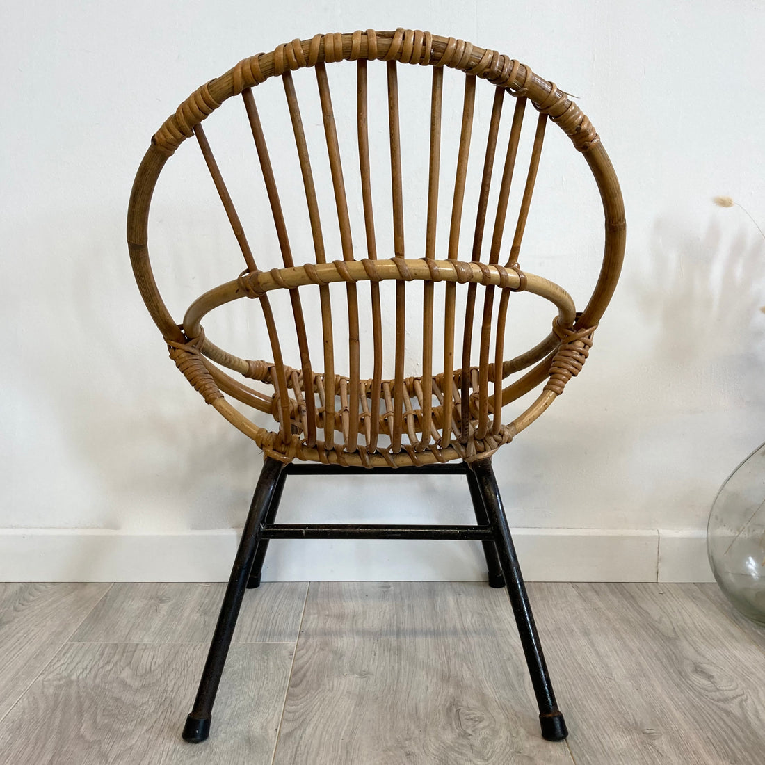 Fauteuil en rotin vintage pour enfants