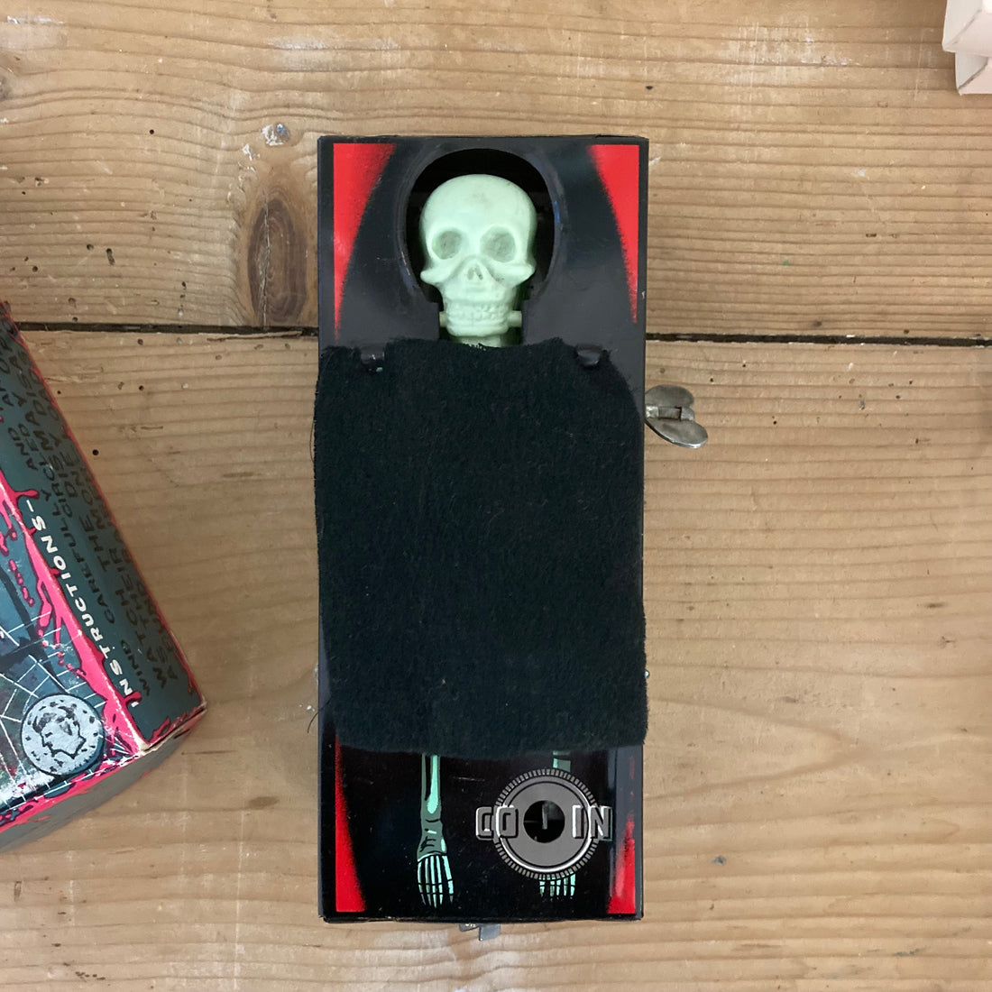 Tirelire "Coffin Bank" années 70
