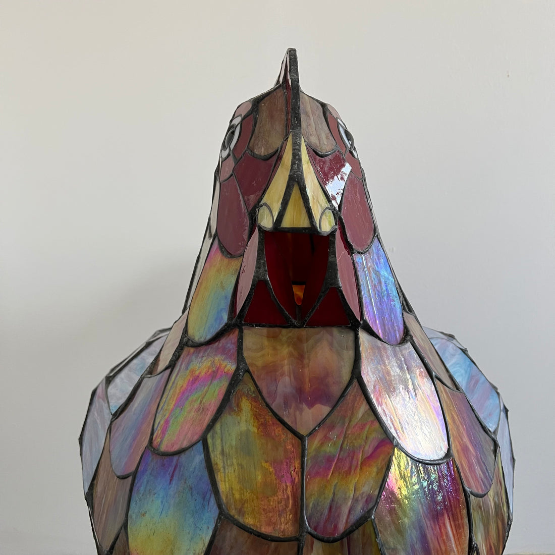 Poule artisanale lumineuse en vitraux - pièce unique