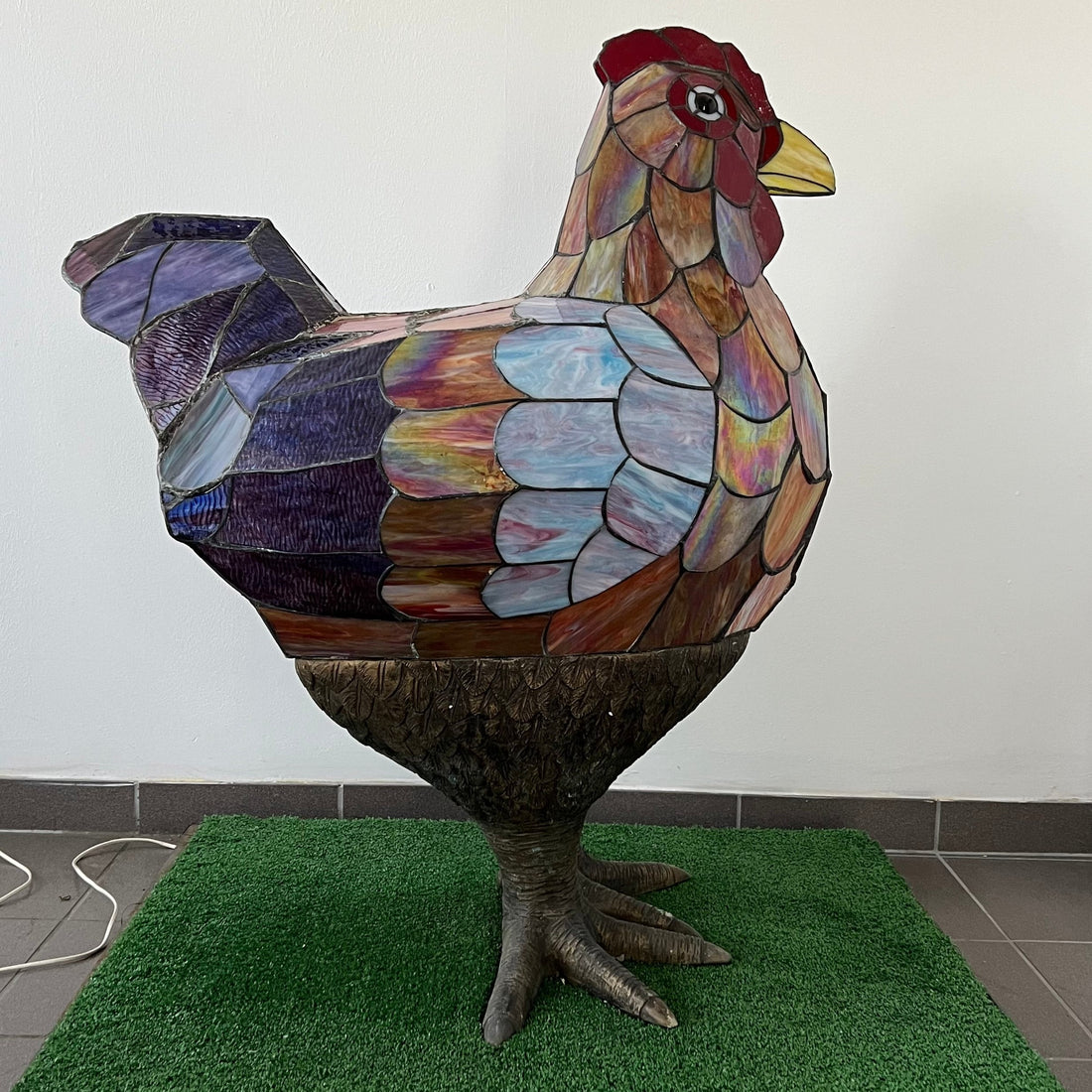 Poule artisanale lumineuse en vitraux - pièce unique