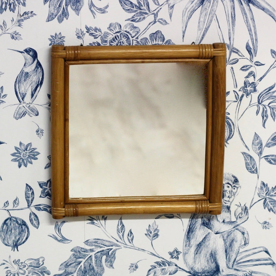 Miroir en rotin vintage