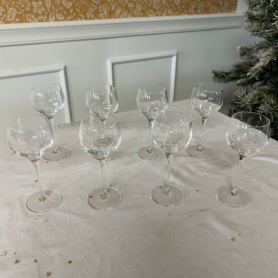 Suite de 8 verres à pied en cristal St Louis