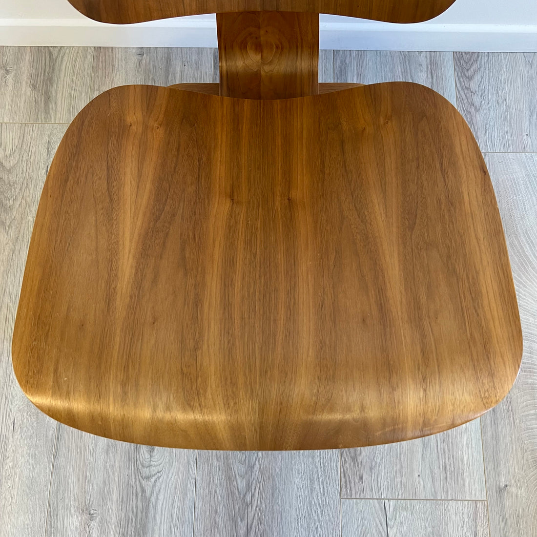 Chaise Eames LCW vintage