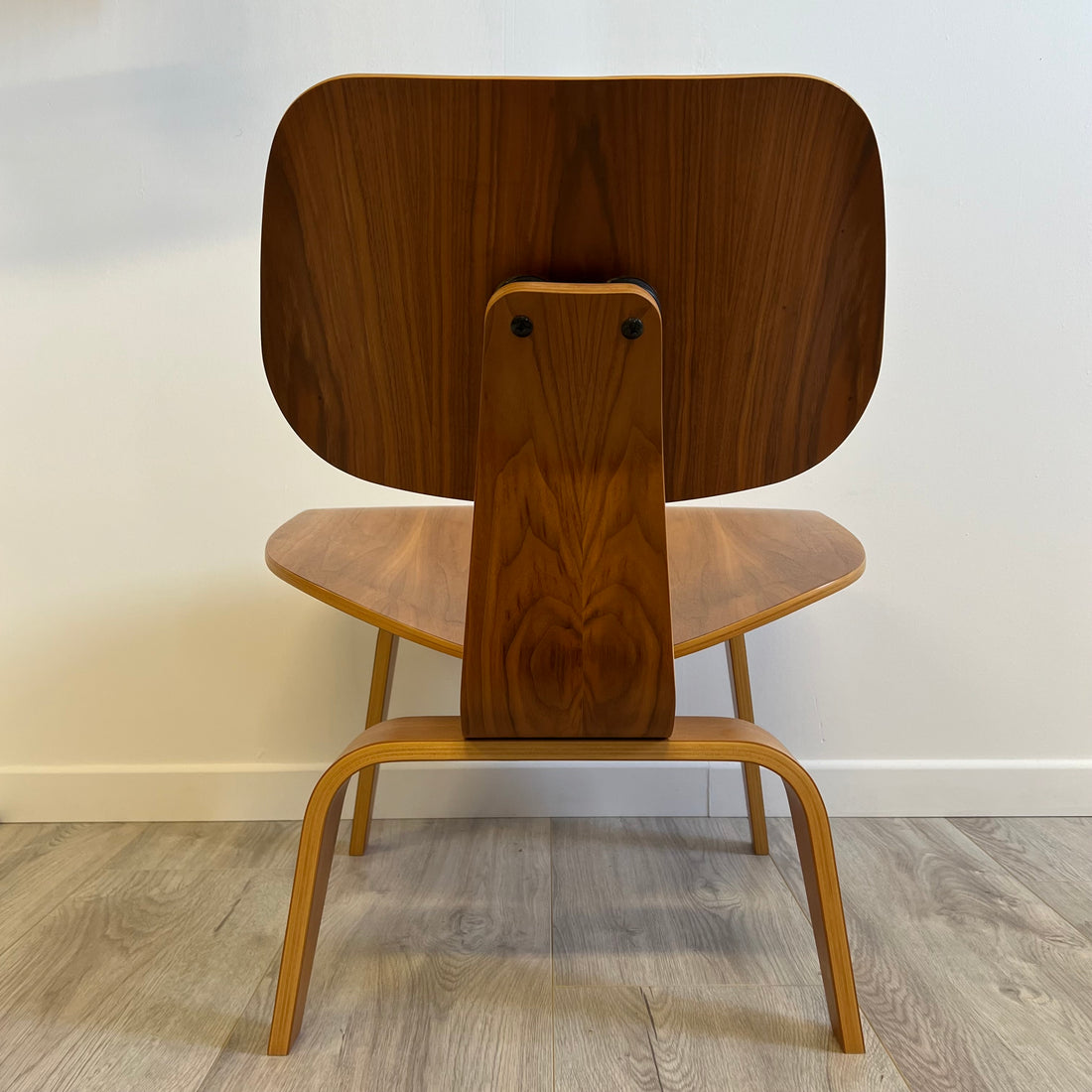 Chaise Eames LCW vintage