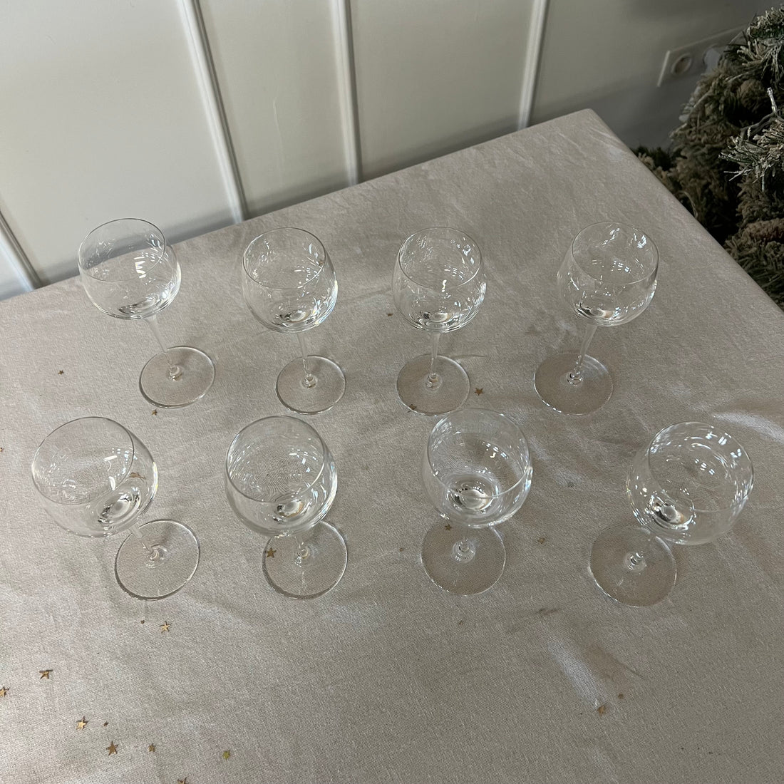 Suite de 8 verres à pied en cristal St Louis