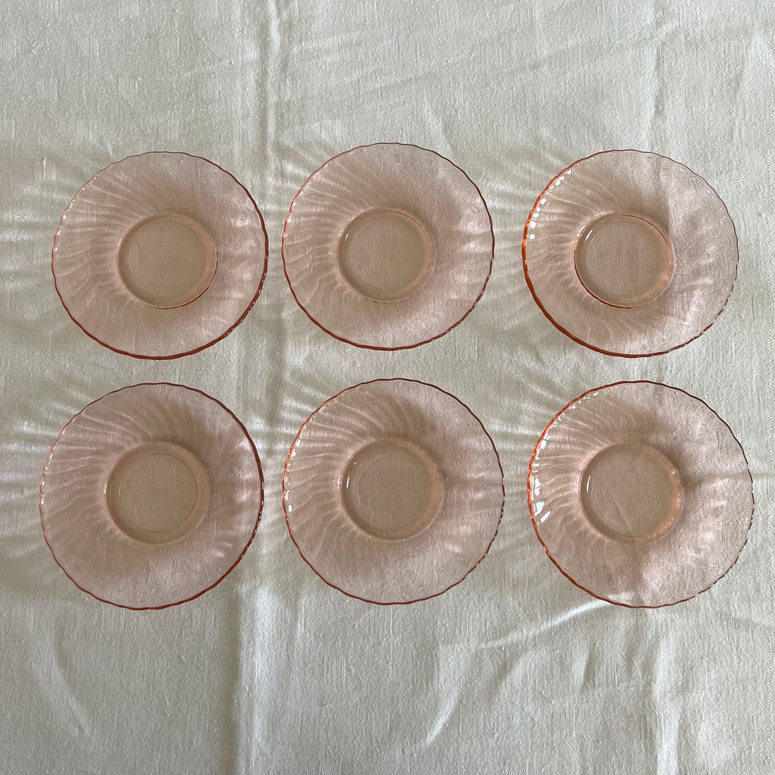 6 tasses et sous-tasses roses vintage