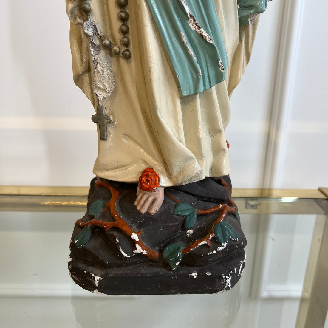 Statue ancienne de la Vierge Marie