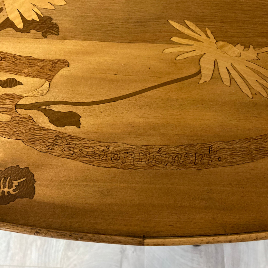 Table à thé parlante Gallé